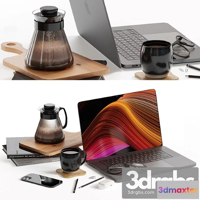 924470 - Decorative set on the desktop