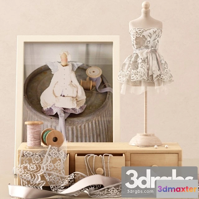 924718 - Decorative set with a mini mannequin