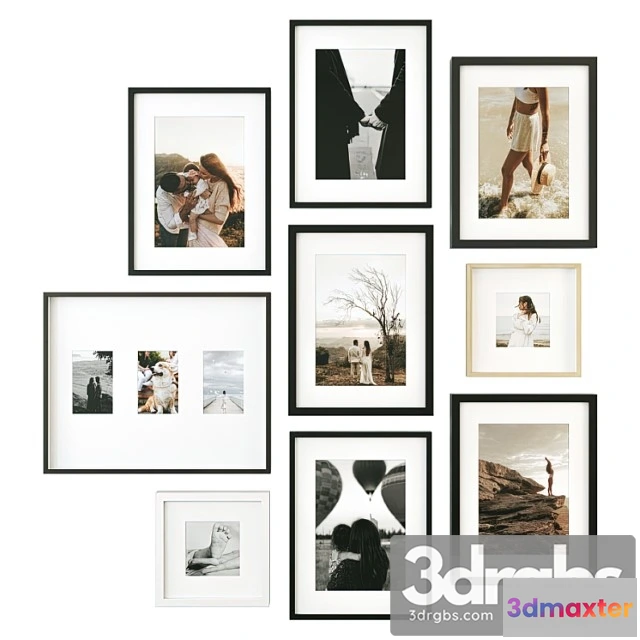 1020166 - Family photo wall